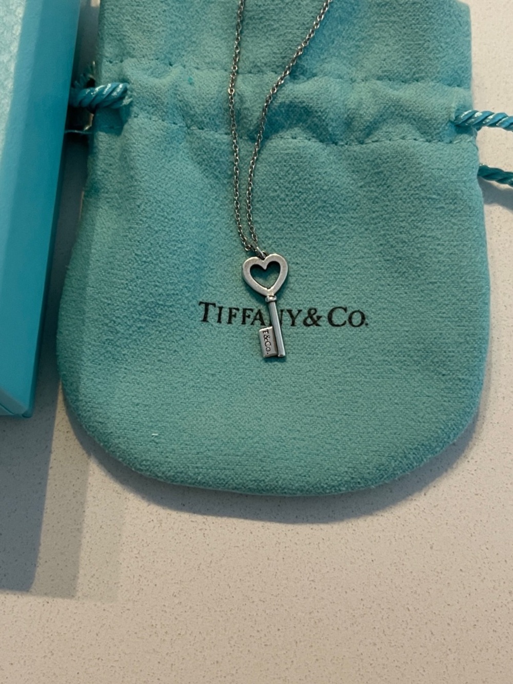 Tiffany & Co. Iconic Sterling Silver .925 Mini Heart Key Pendant Necklace 18" - Picture 3 of 10